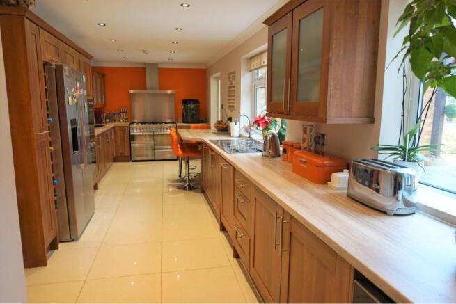 Kitchen/Breakfast