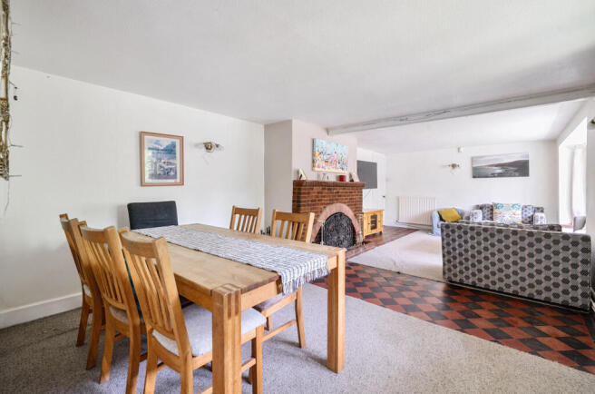 1311705-27-685d86...