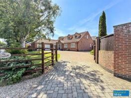 The Chestnuts, Yarm Road, Hilton TS15 9LF