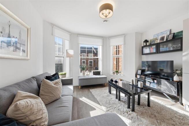 26, 100 London Road-12.jpg