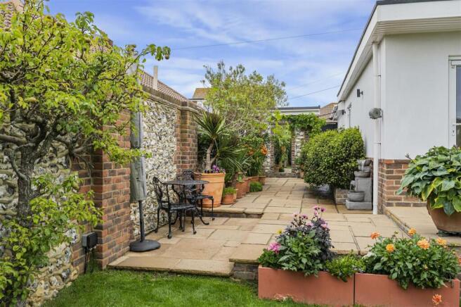 Garden Side Access