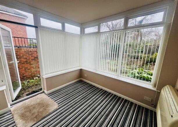 3 bed Semi-Detached for sale Image 11