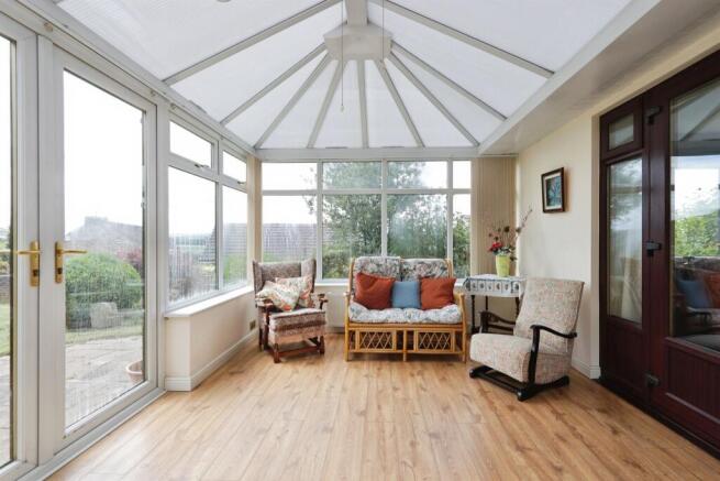 3 bed Detached Bungalow for sale Image 12