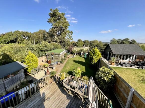 Garden / Views