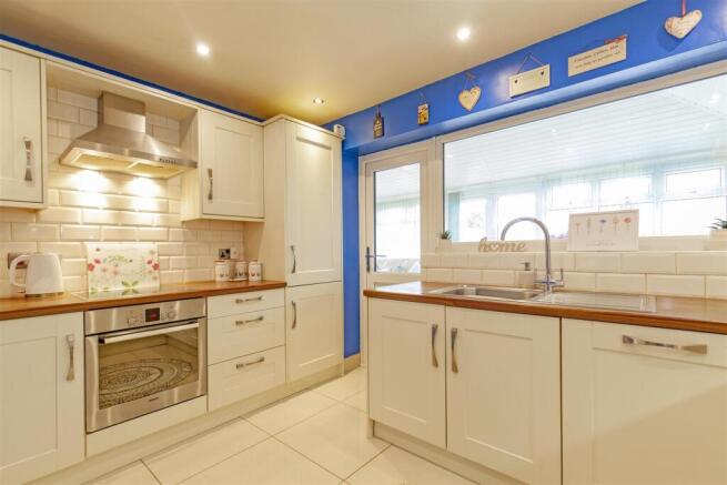 Superb Integrated Kitchen