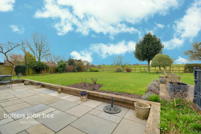 New Road, Wrinehill photo 4