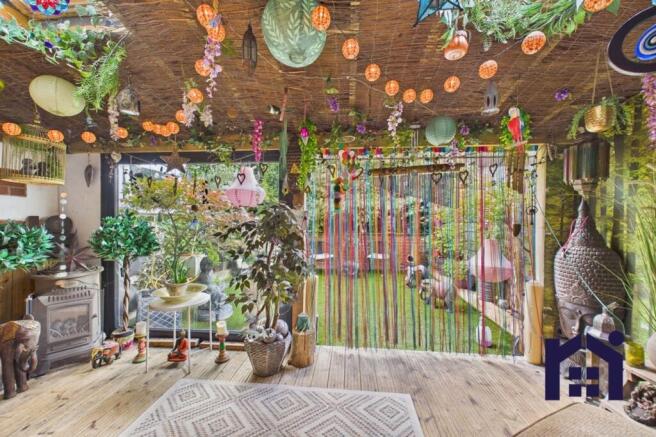 Garden room