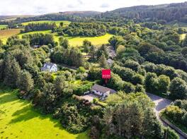 Achintien, C21 Tayinloan Ferry Road, Tarbert PA29 6XG