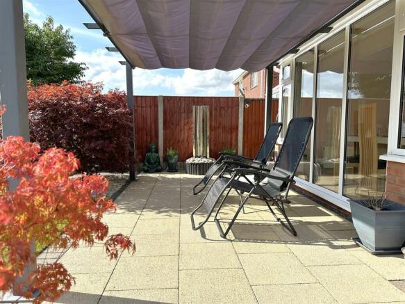 Private Paved Seating Area 731