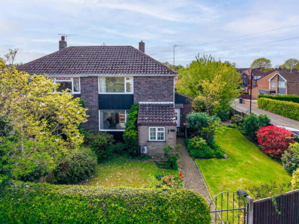 2 bed Semi-Detached for sale in rotherham