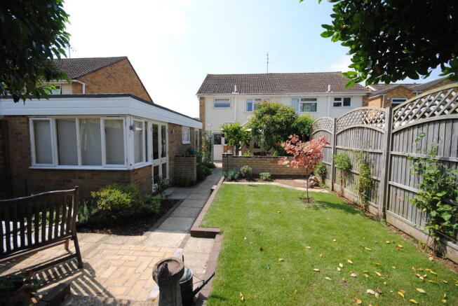 Photo 8