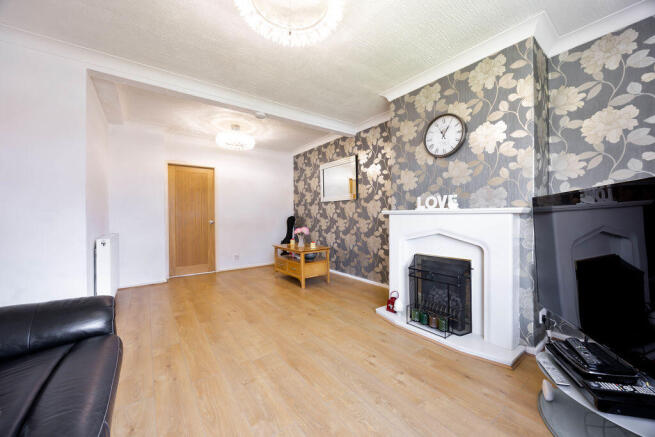 Thirlmere Avenue, Standish photo 4
