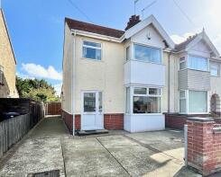 17, Sandringham Avenue, Great Yarmouth NR30 4DY