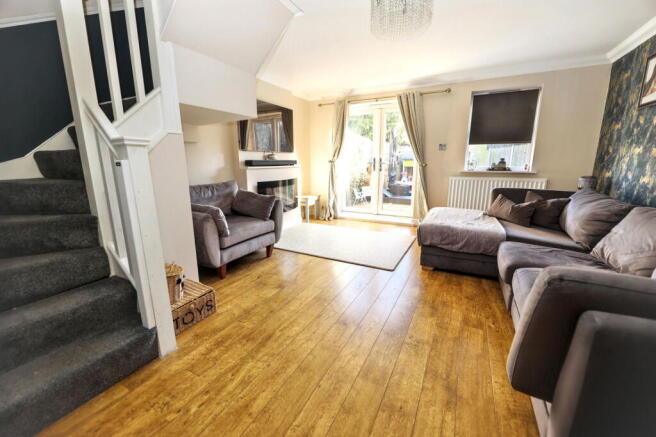 32, Dorking Crescent, Clacton-on-sea, CO16 8FQ photo 4