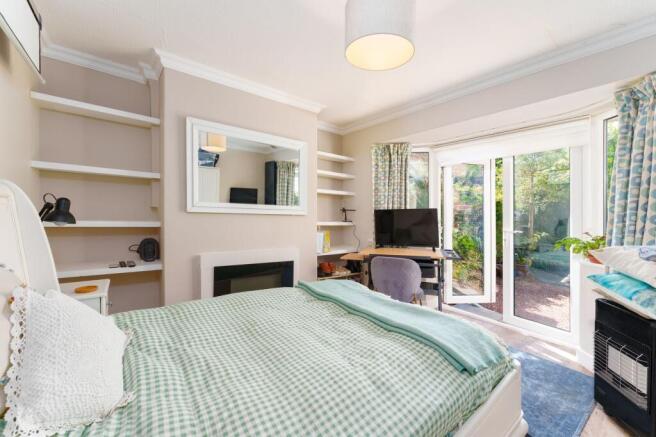 3 bed Semi-Detached for sale Image 11
