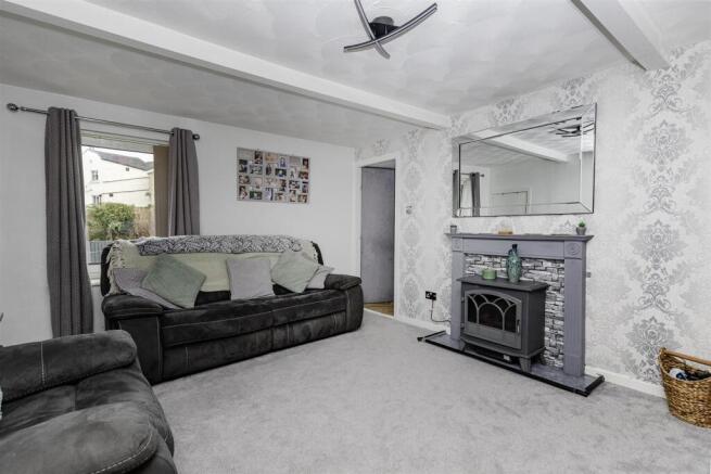 2 bed Terraced for sale Image 8