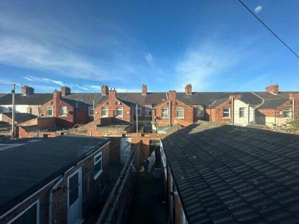 2 bed Terraced for sale Image 8