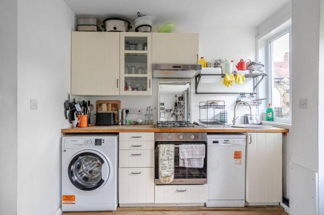 3 bed Semi-Detached for sale Image 7