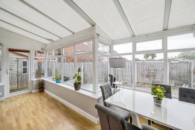 3 bed Sheltered Housing for sale Image 11