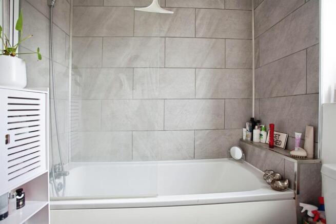 3 bed Semi-Detached for sale Image 10