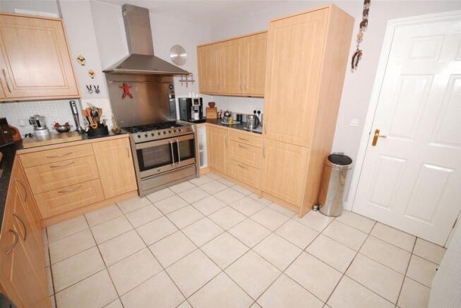 Kitchen/Breakf...