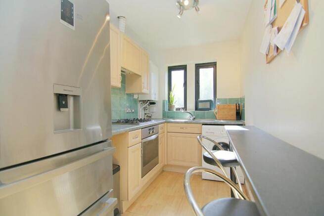 1 bed Coach House for sale Image 4