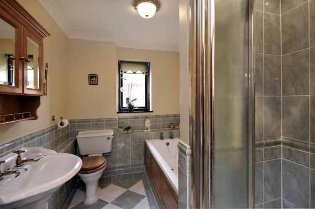 Photo 13