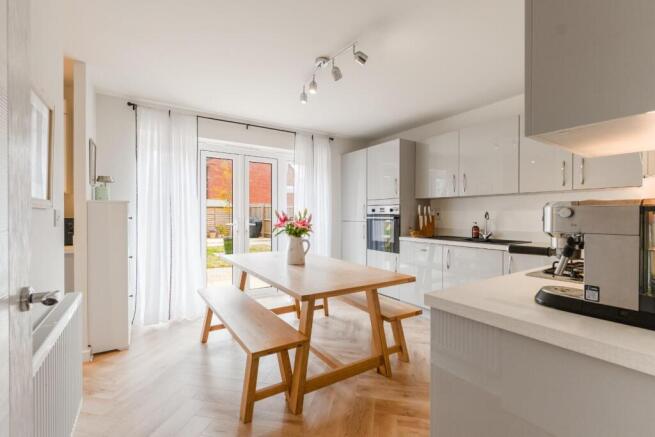 KITCHEN-1.jpg