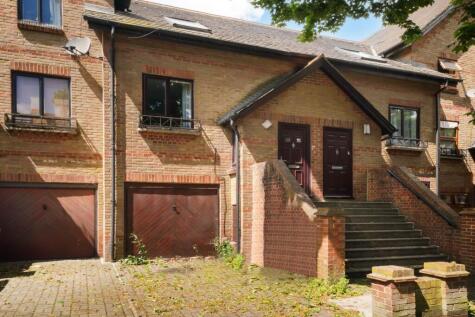 Routh Street, London, E6