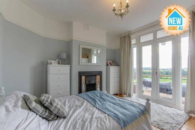 BEDROOM TWO:
