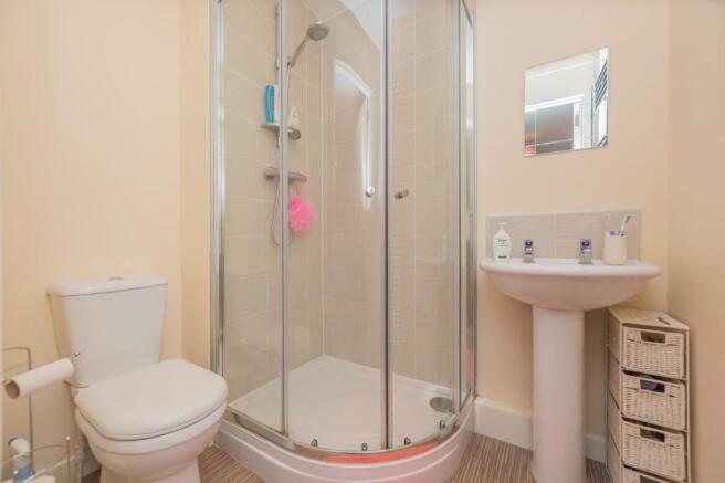 12. En-Suite.jpg