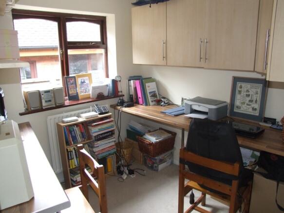 Photo 3