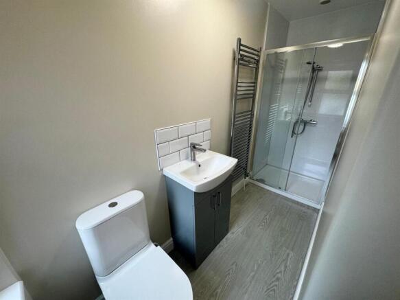 bathroom stoke road.jpg