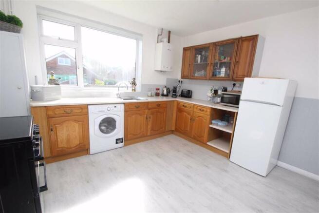 Kitchen/ Breakfast Room