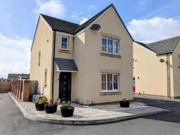 39, Cilgant Y Lein, North Cornelly, Bridgend CF33 4AQ