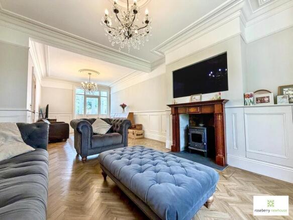 4 bed Semi-Detached for sale Image 4
