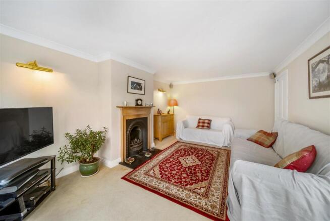 SITTING ROOM