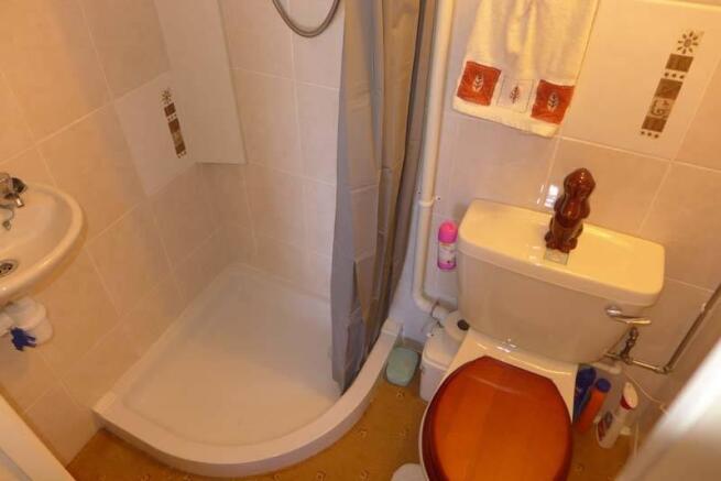 En Suite Shower Room
