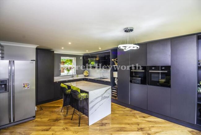 Kitchen image 2