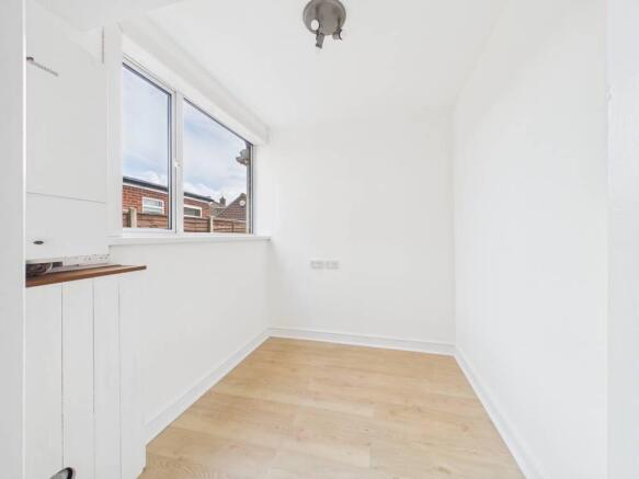 3 bed Semi-Detached for sale Image 7
