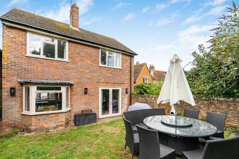 Temple Street, Brill, Aylesbury, Buckinghamshire, HP18