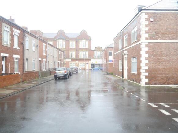Photo 11