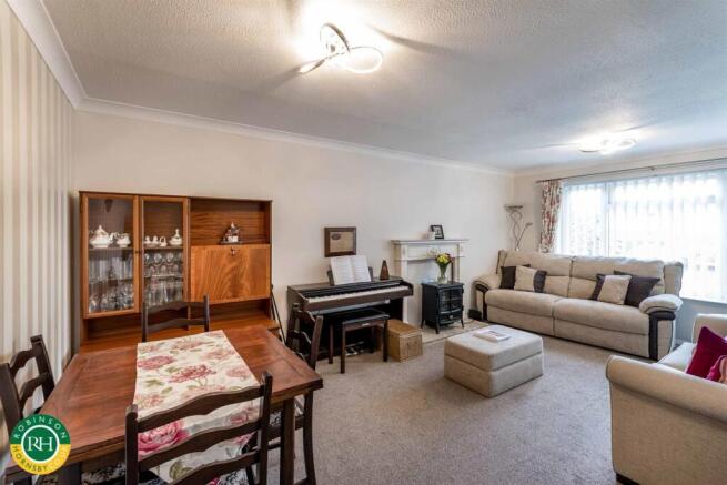 2 bed Bungalow for sale Image 5