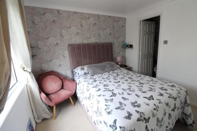 2 bed Park Home for sale Image 8