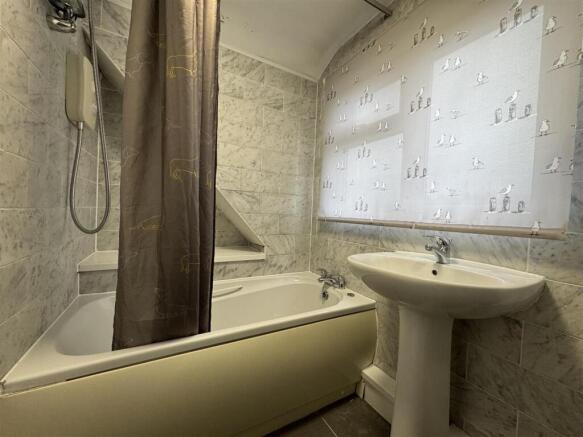 3 bed Detached for sale Image 12
