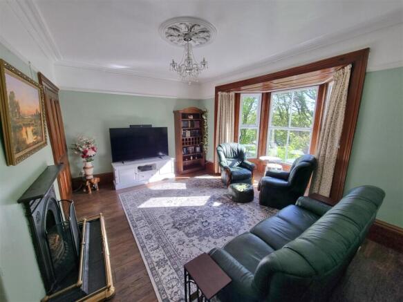Sitting room.jpg