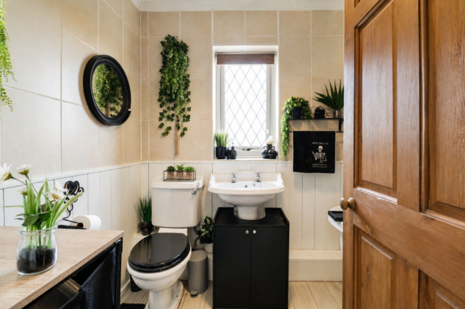 3 bed Semi-Detached for sale Image 12