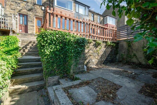 3 bed Terraced for sale Image 12