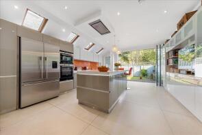 10, Brookfield Road, London W4 1DG