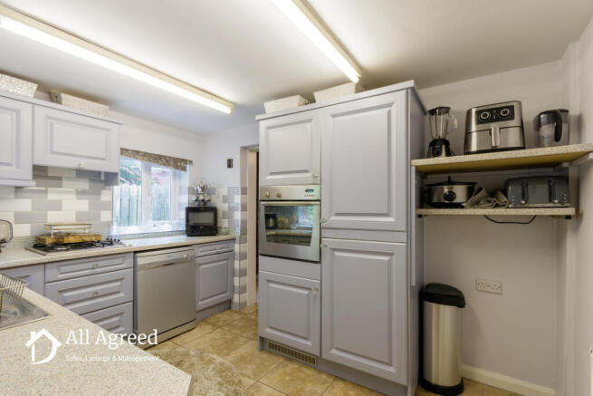 Kitchen 2 T202409231705.jpg
